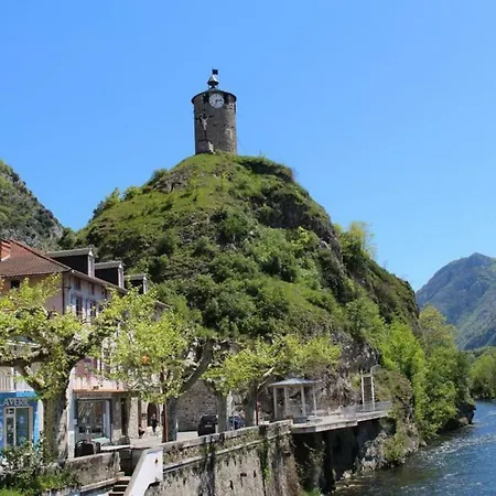 Hébergement de vacances Neuve